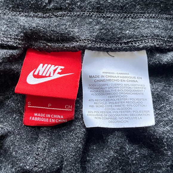 ✨2/25✨Nike Cropped Sweats - Picture 4 of 4